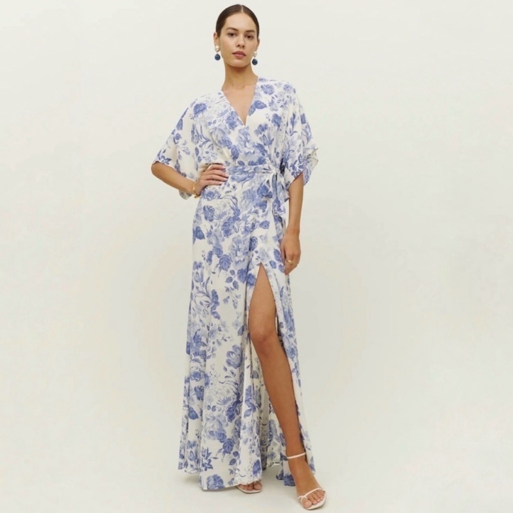 Reformation Winslow Lucerne Floral Blue White Rose Wrap Dress slit tie waist NWT